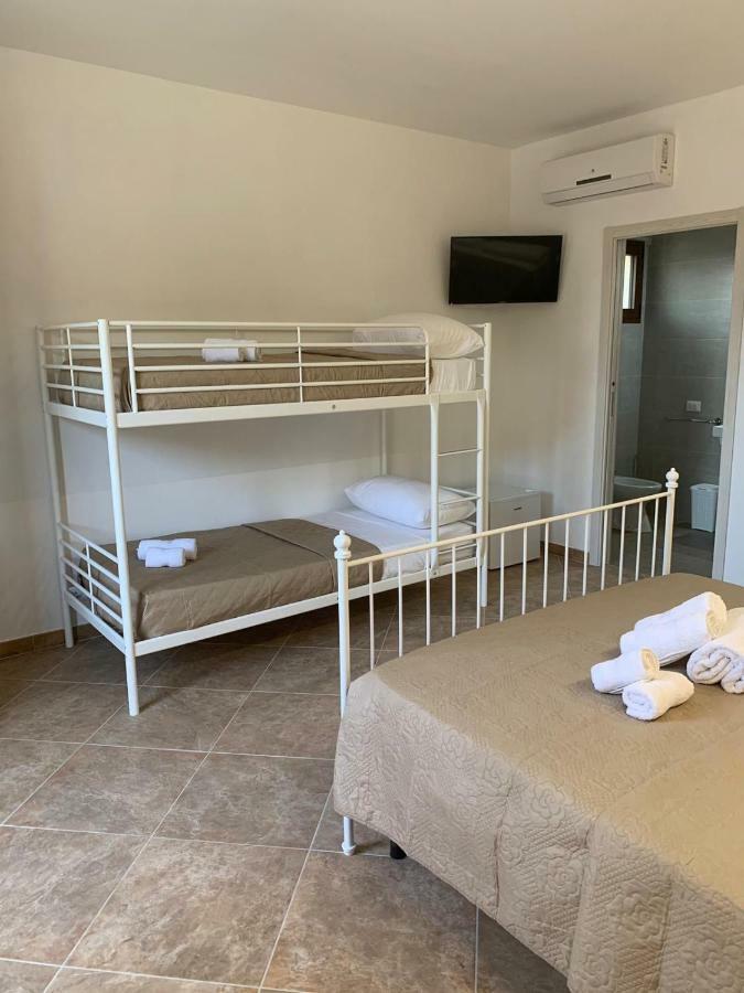 Le Tre Colonne Bed and Breakfast Melendugno Eksteriør billede